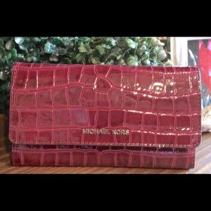Michael Kors Jet Set Berry Trifold Wallet